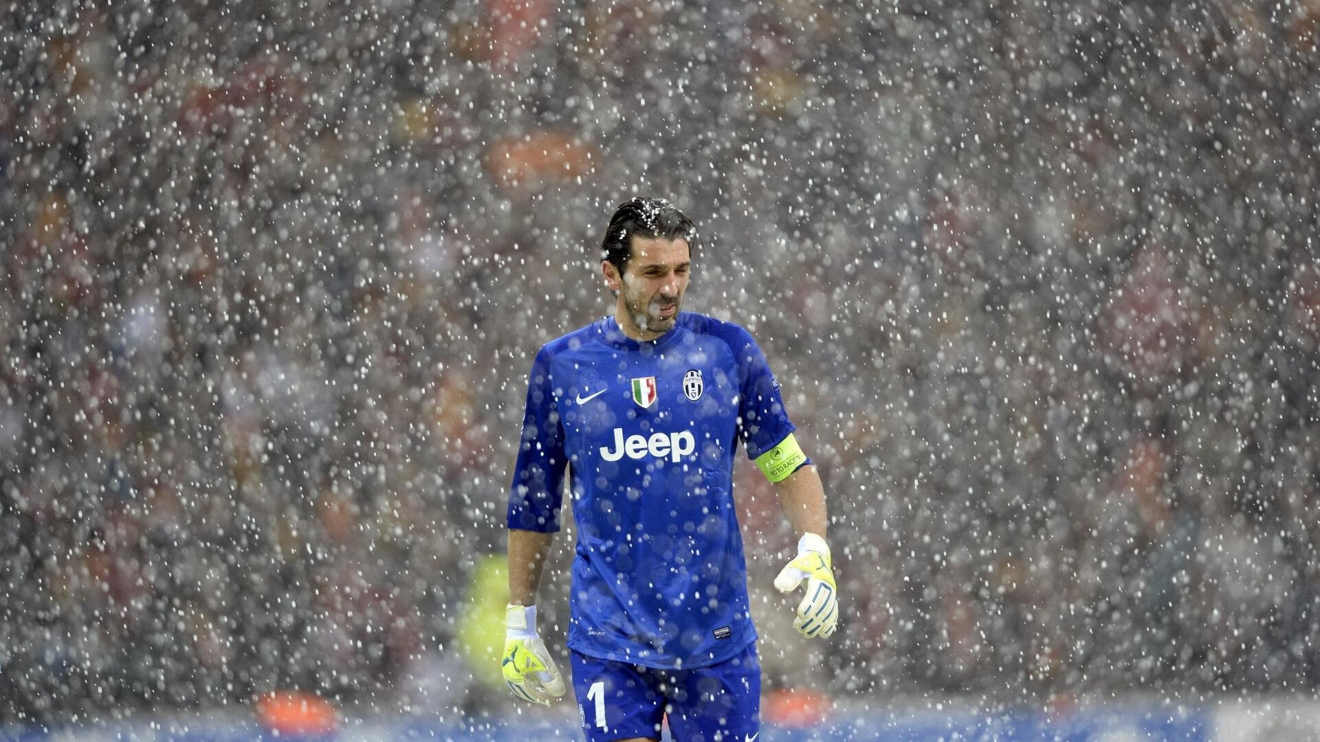 开云入口-运动员的日常：训练场上的真实写照，运动员训练过程描写